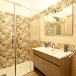 Da Mimmo Vacanze - Dimora Spaziosa In Centro & Free Parking Apartament