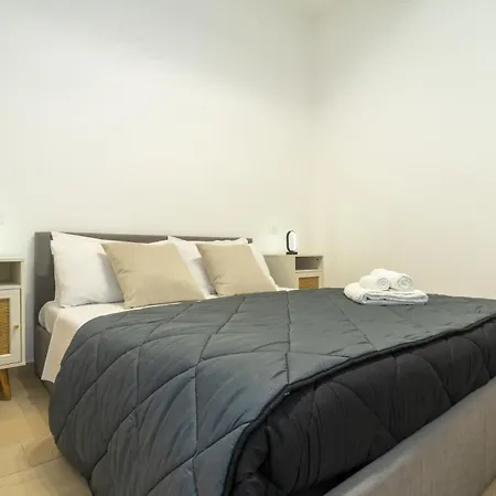 Apartmán Da Mimmo Vacanze - Dimora Spaziosa In Centro & Free Parking Barcellona-Pozzo di Gotto