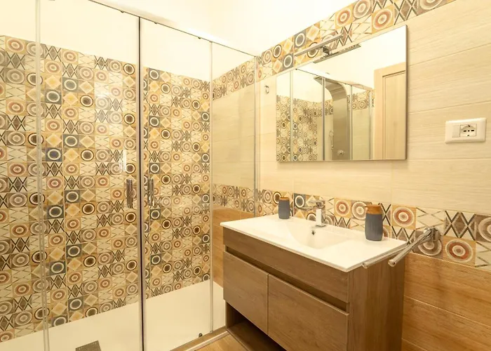 Da Mimmo Vacanze - Dimora Spaziosa In Centro & Free Parking Apartmán