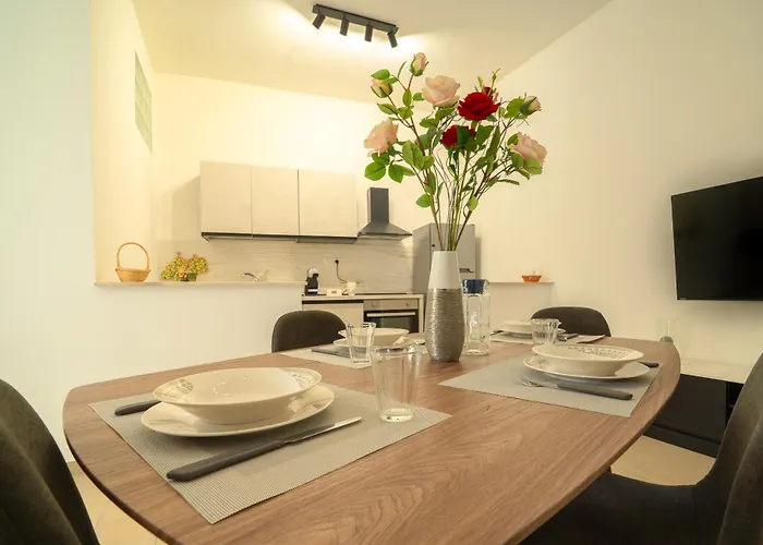 Da Mimmo Vacanze - Dimora Spaziosa In Centro & Free Parking Apartmán *